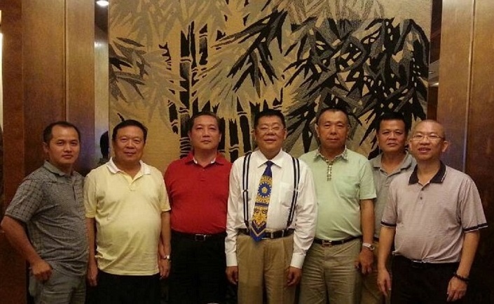 香港海南社团总会会长张泰超先生一行访问深圳市海南商会